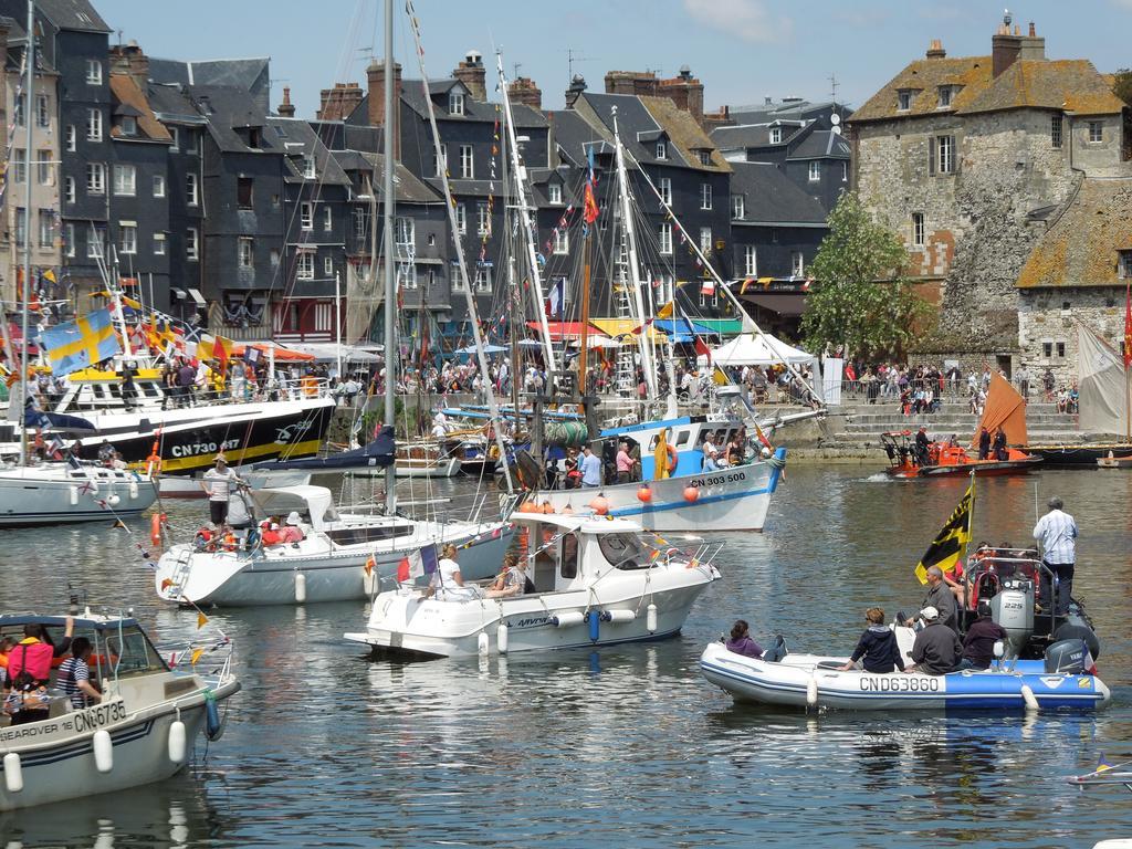 Appartement Du Port De Honfleur Luaran gambar