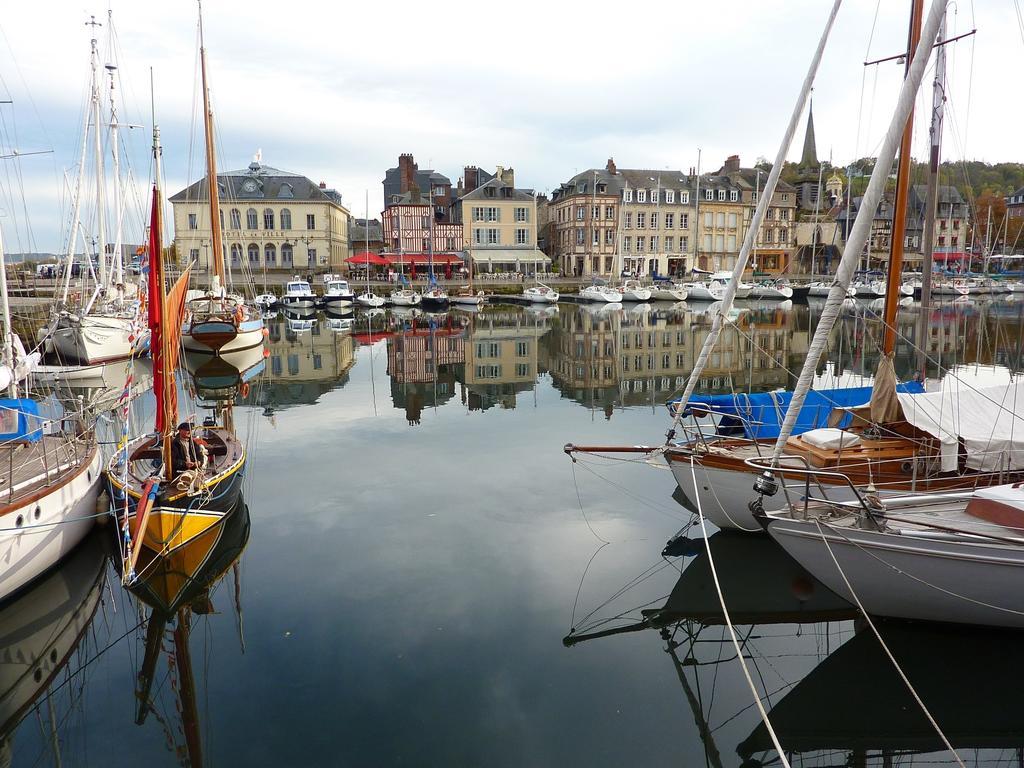 Appartement Du Port De Honfleur Luaran gambar